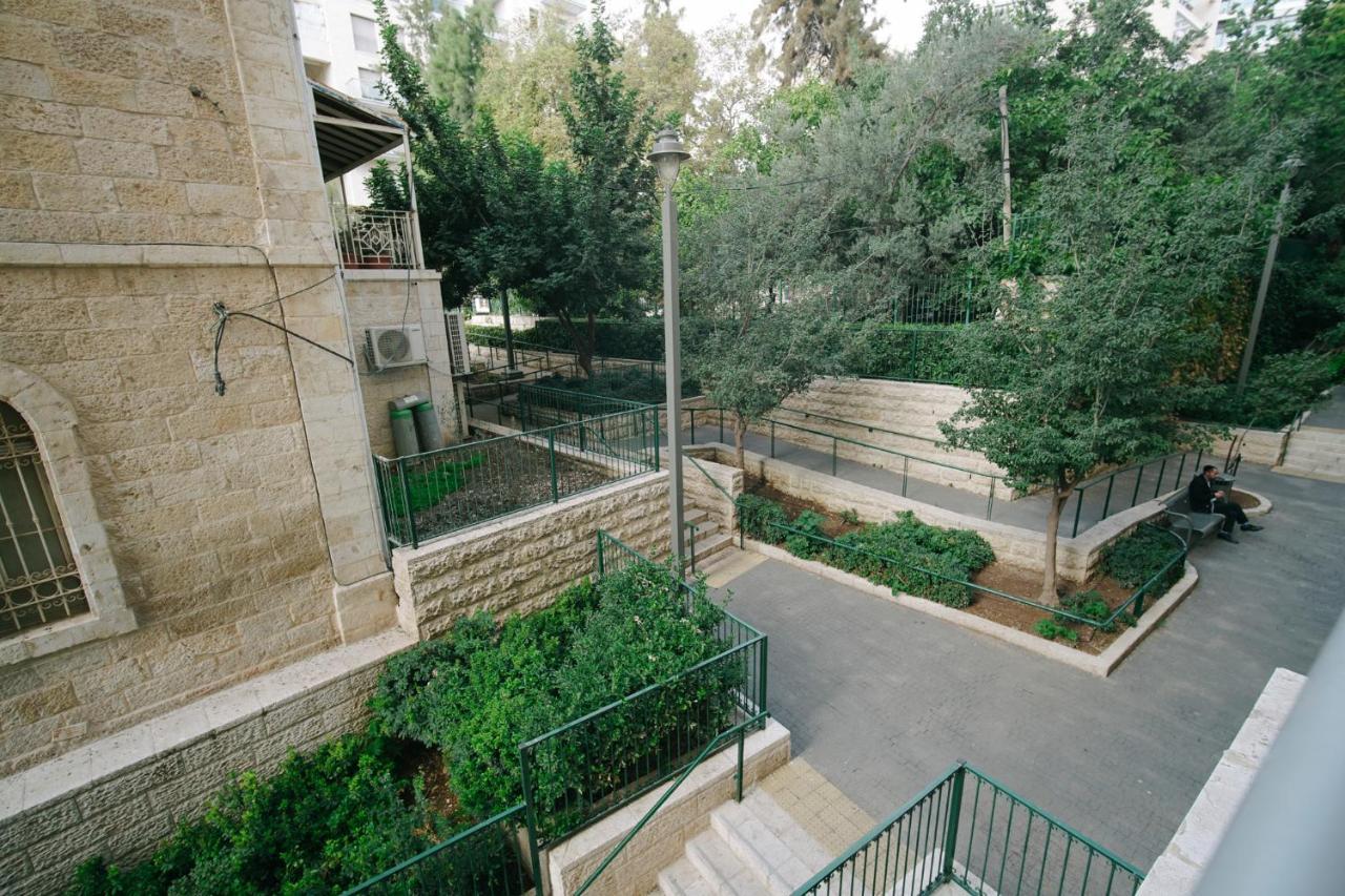Harav Kuk Modern Apartment By Nimizz Єрусалим Екстер'єр фото